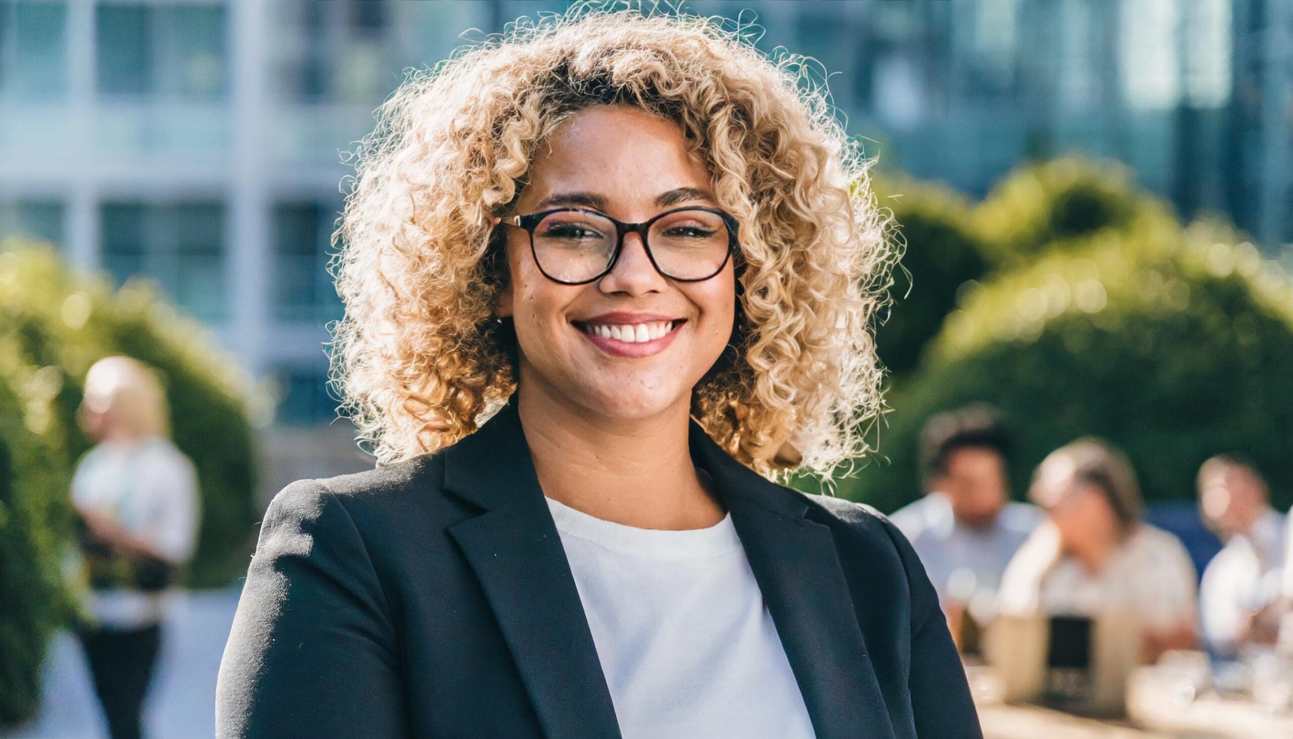 Budget-Friendly Brilliance: Hosting a Thriving Hybrid Event on a Shoestring